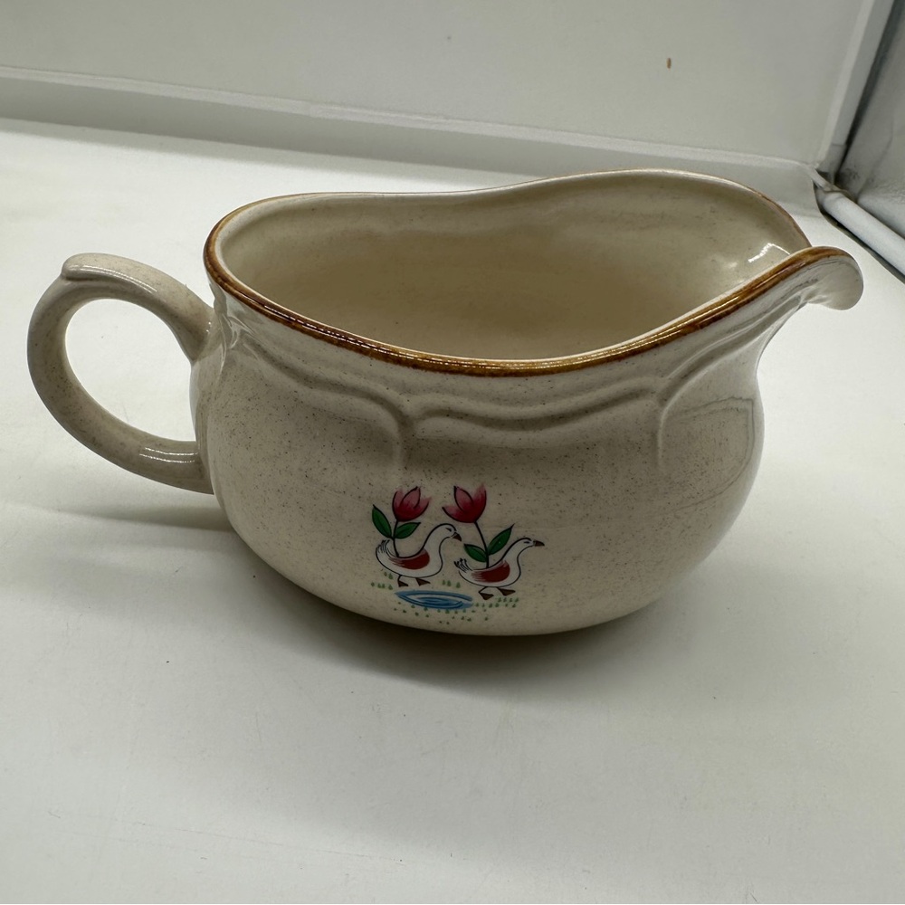 EUC International Gravy Boat & Underplate Relish Plate Heartland 1986-99 7774